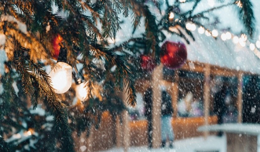 Рождественский Петербург с бокалом шампанского и подарками — автобусная экскурсия