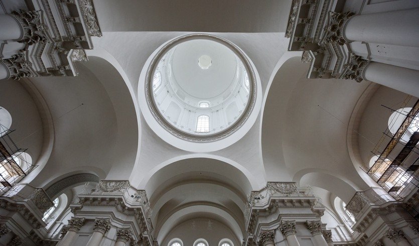 Интерьер Смольного Собора — Музеи и общественные учреждения от 900 рублей Интерьер Смольного Собора — Музеи и общественные учреждения от 900 рублей