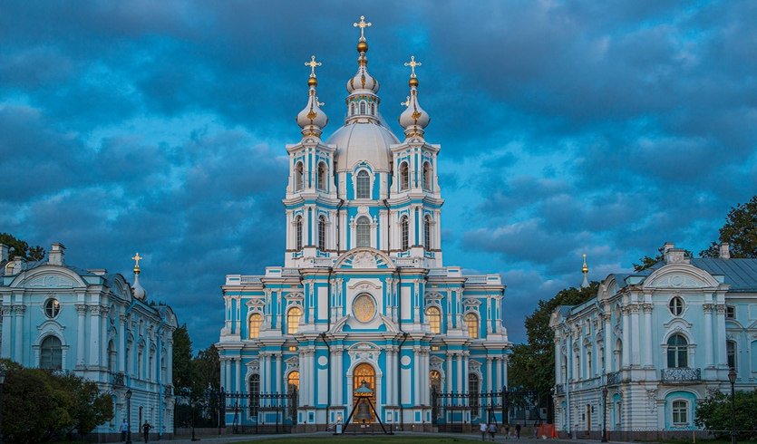 Женские образы Петербурга — автобусная экскурсия