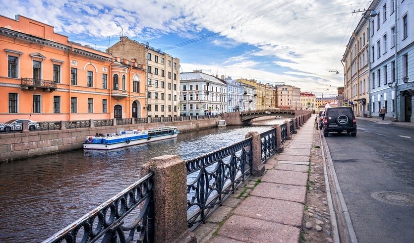 Набережная реки Мойки – интерьерные экскурсии от 1100 рублей
