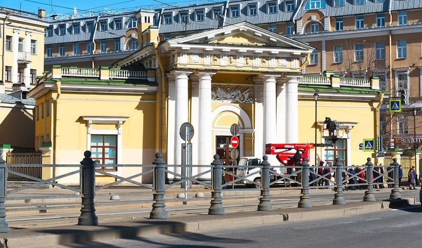 Дно Петербурга (Криминальный и торговый Петербург. Страсти по Сенной) (для заказных групп) – пешеходные экскурсии для заказных групп от 290 рублей