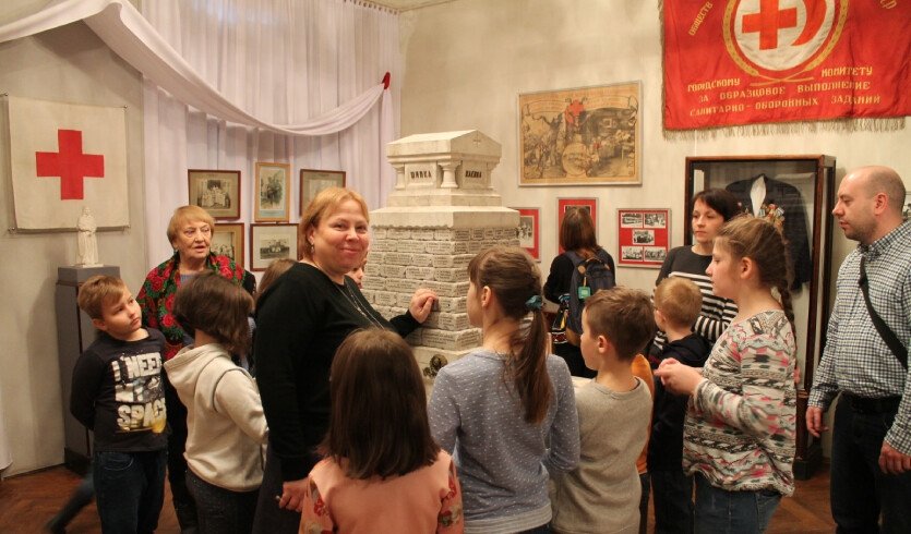 Дети в Военно-медицинском музее – сборные экскурсии для школьников в Санкт-Петербурге