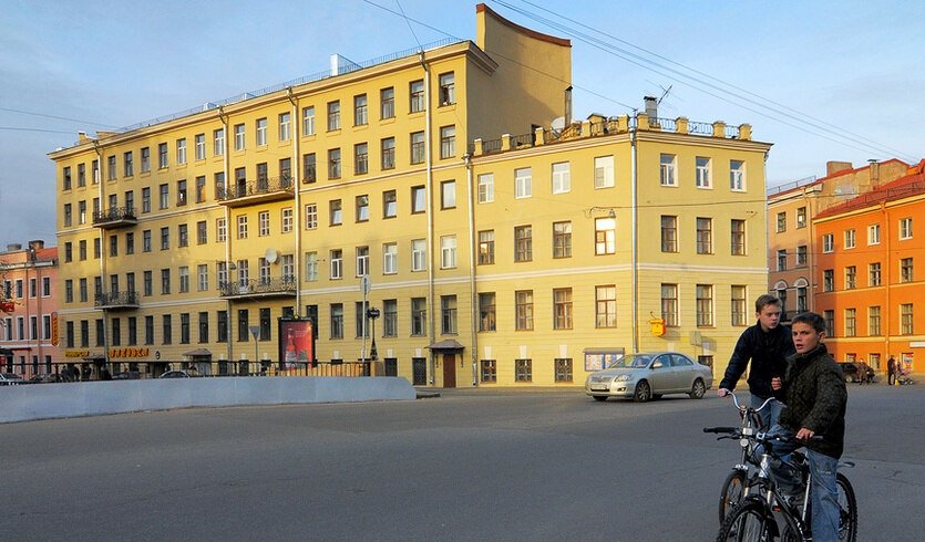 Петербург Достоевского (для заказных групп) – автобусные экскурсии для организованных групп от 500 рублей