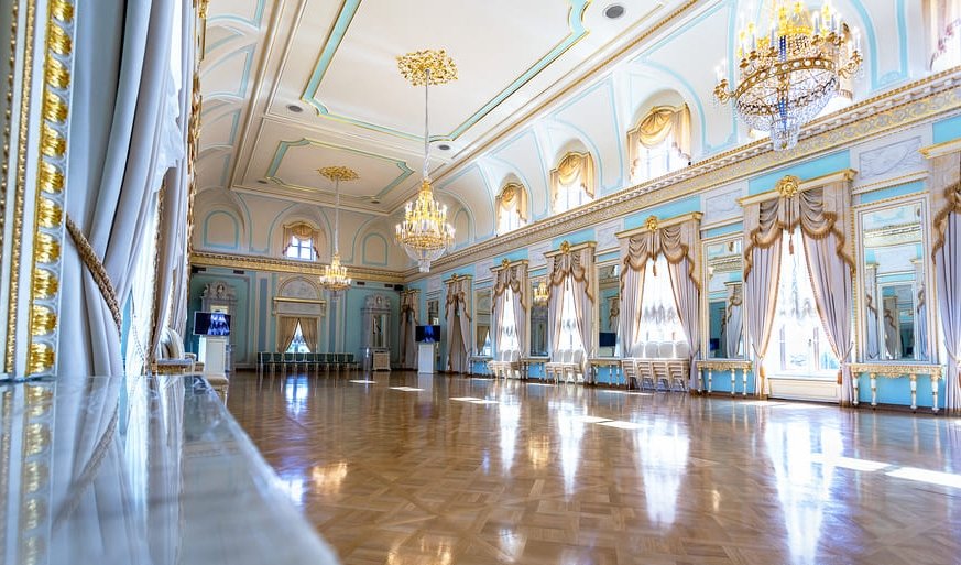 Стрельна. Константиновский дворец — Индивидуальные (VIP) экскурсии и туры от 2300 рублей