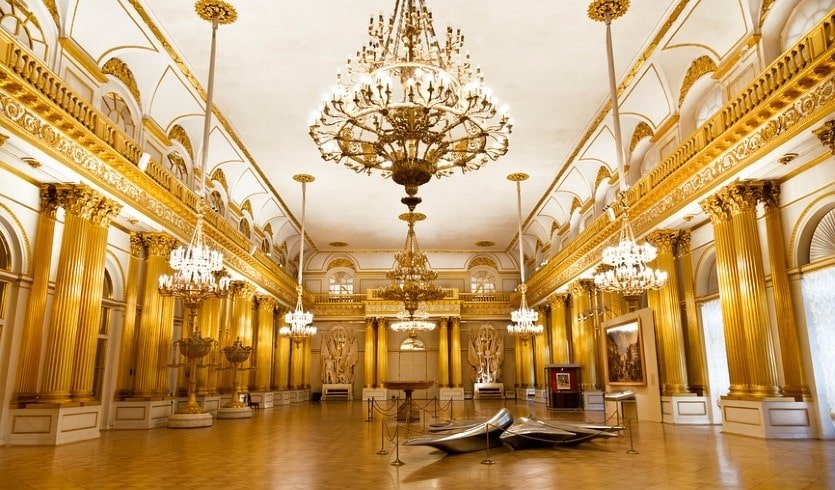 Три дня с Петербургом – туры в Санкт-Петербург от 9000 рублей