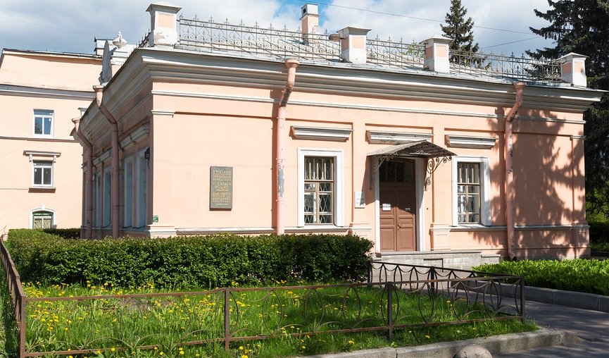 Необыкновенный день, или Тайна фиолетовой лапы в музее «Нарвская застава» - экскурсии для детских сборных групп от 1000 руб.