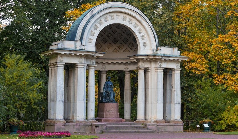 Хозяйка Павловского дворца - Автобусная экскурсия в Павловск (с посещением Жилых комнат императрицы Марии Федоровны) – автобусные экскурсии для организованных групп от 2000 рублей