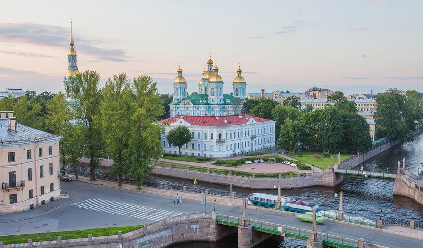 Женские образы Петербурга — автобусная экскурсия