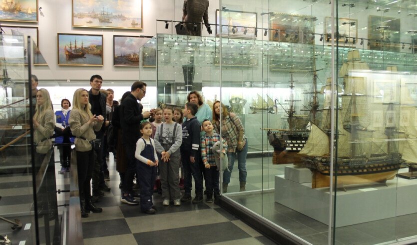 Центральный военно-морской музей – сборные экскурсии для школьников в Санкт-Петербурге