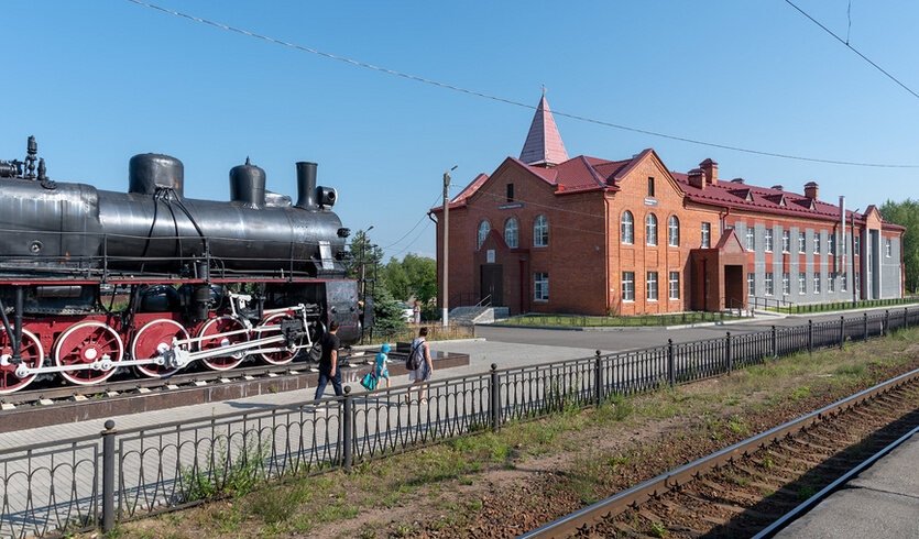 Битва за Ленинград: Дорога Жизни, Дорога Победы — Автобусные загородные