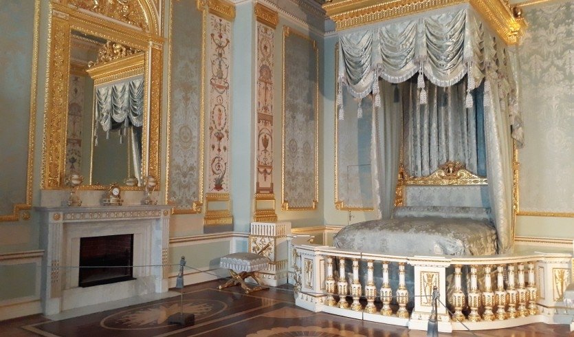 День медицинского работника «Эликсир радости» – профессиональные праздники от 8400 рублей