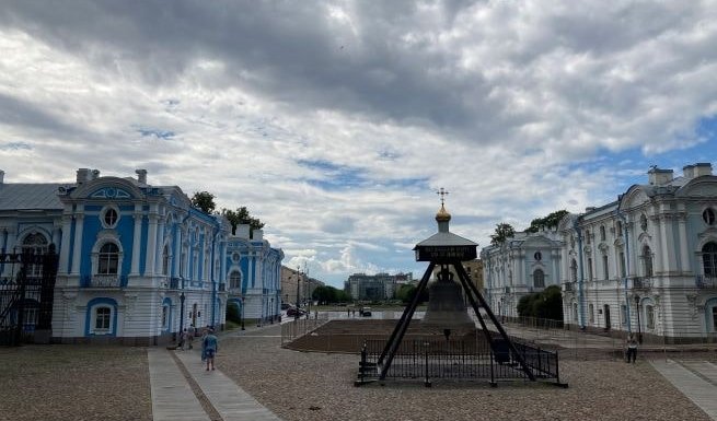 Архитектура Смольного собора – фото №1 – интерьерные экскурсии для заказных групп от 355 рублей