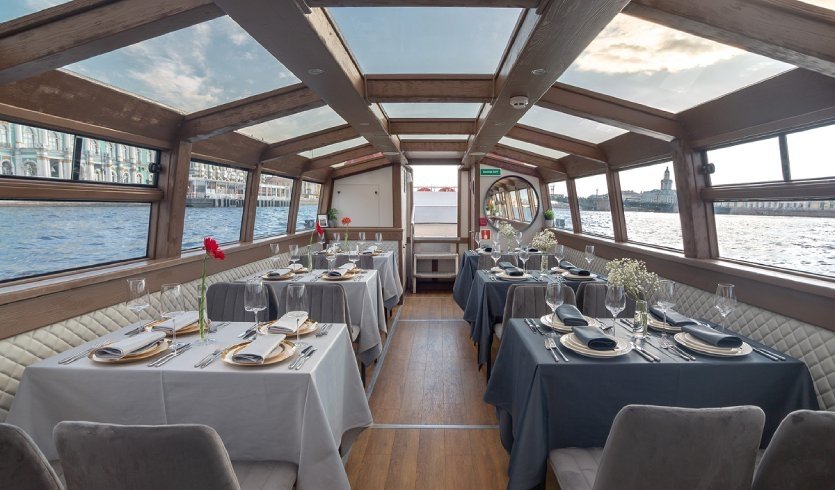 Теплоход «Антверпен» – аренда теплохода от 6000 рублей Теплоход «Антверпен» – аренда теплохода от 6000 рублей