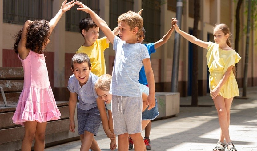 Дети играют – сборные экскурсии, мастер-классы, квесты для школьников в Санкт-Петербурге от 750 рублей Дети играют – сборные экскурсии, мастер-классы, квесты для школьников в Санкт-Петербурге от 750 рублей