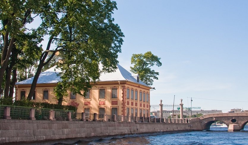 Летний домик Петра I – Туры в СПб от 26400 рублей Летний домик Петра I – Туры в СПб от 26400 рублей