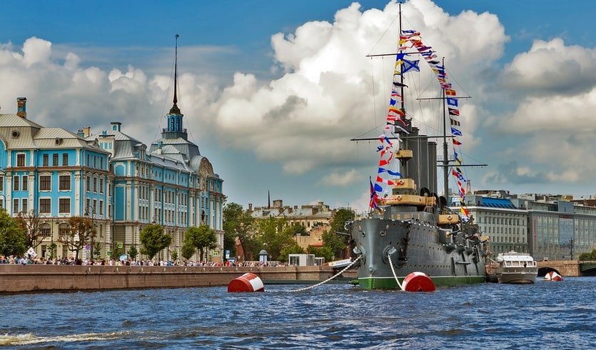 Музыкальный круиз по Неве, Северным островам – водные обзорные от 1800 рублей