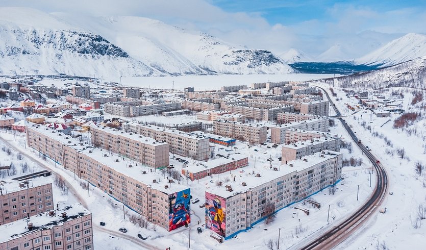 Кировск с высоты / короткий зимний день, который не успев начаться рассветом, ту