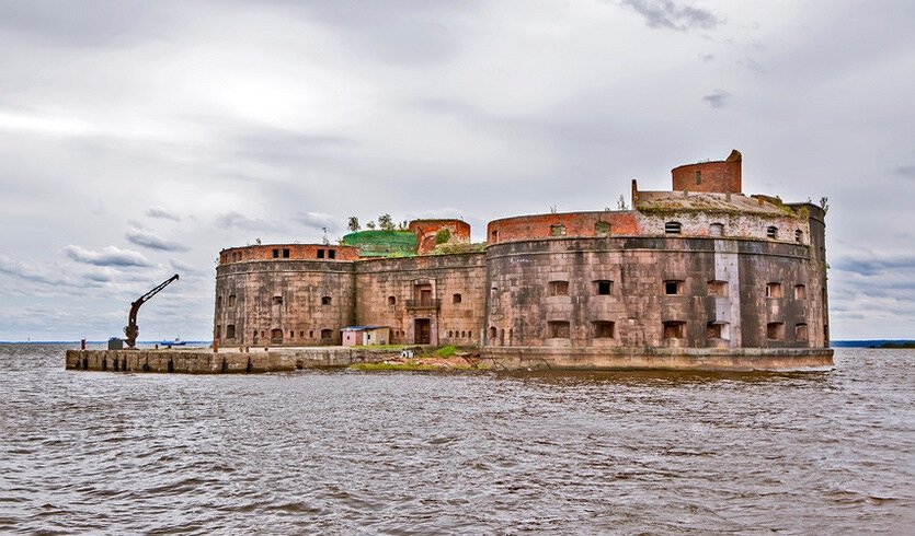 Форты Кронштадта (Форт Константин) и музей маяков — Автобусные загородные