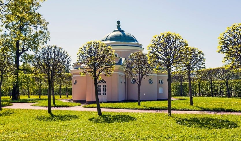 Романтические павильоны Царского Села – фото №4 – Фотобанк Лори/ Сергей Афанасьев  Романтические павильоны Царского Села – Пешеходные экскурсии