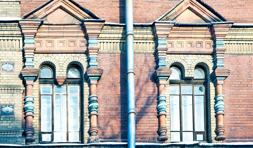 Дом епархиального братства церкви Покрова Пресвятой Богородицы – автобусные тематические экскурсии от 1100 рублей