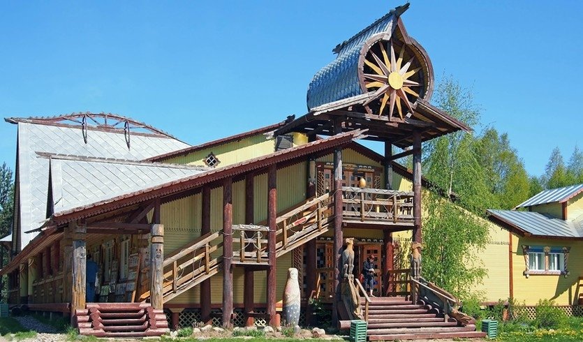 Здание Ремесленной слободы — речные круизы от 86850 рублей 