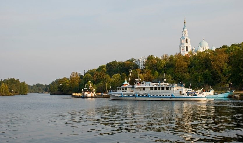 Остров Валаам. Монастырская бухта – речные круизы от 18000 рублей Остров Валаам. Монастырская бухта – речные круизы от 18000 рублей