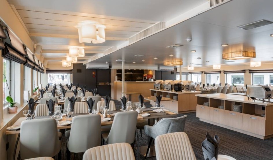 Бар-ресторан «Нева»