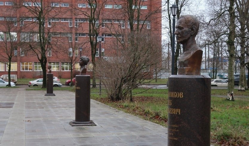 Многогранный Приморский район — автобусные экскурсии от 990 рублей