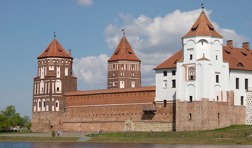 Мирский замок – туры и круизы из Петербурга от 21500 рублей