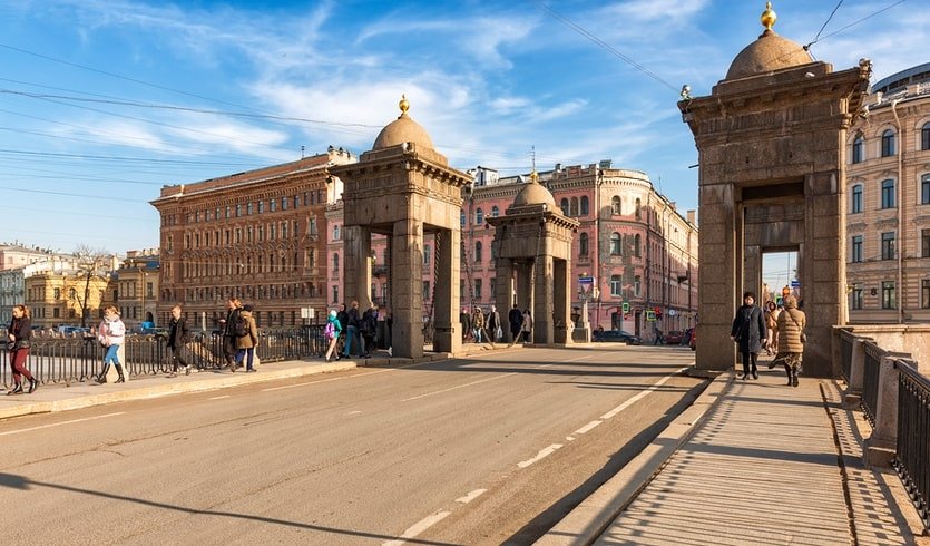 Площадь Ломоносова – экскурсии и программы для детей от 290 рублей