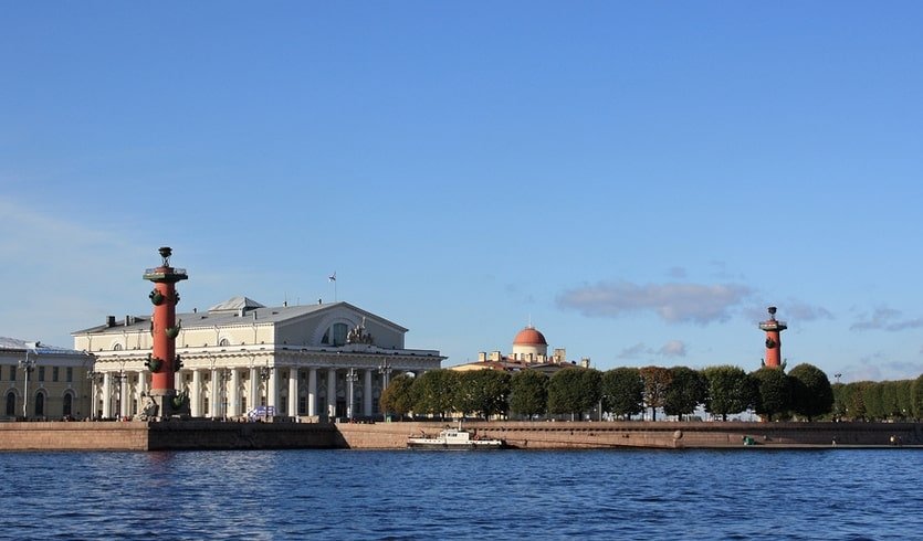 Стрелка Васильевского острова – экскурсии на метеоре от 1300 рублей