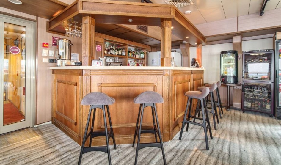 Бар «Мелодия реки»