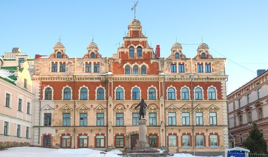 Истории и тайны средневекового Выборга (новогодний) – фото №3 – Виктор Карасев / Фотобанк Лори Истории и тайны средневекового Выборга (новогодний) – туры в Санкт-Петербург от 10500 рублей