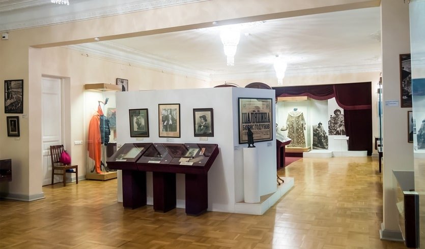 Громкие имена на тихой улице (+ музей-квартира Ф. И. Шаляпина)  – интерьерные экскурсии для заказных групп от 560 рублей