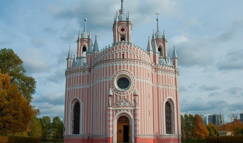 Чесменский дворец – пешеходные экскурсии