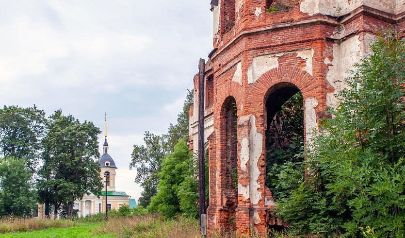Иные места Ленинградской области: от язычества к православию — Автобусные загородные