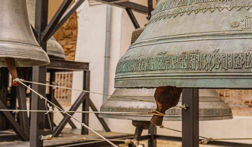 Серебряное ожерелье России (Петербург + Великий Новгород) – тур в СПб от 16970 рублей Photo by Alexander Klimm on Uplash