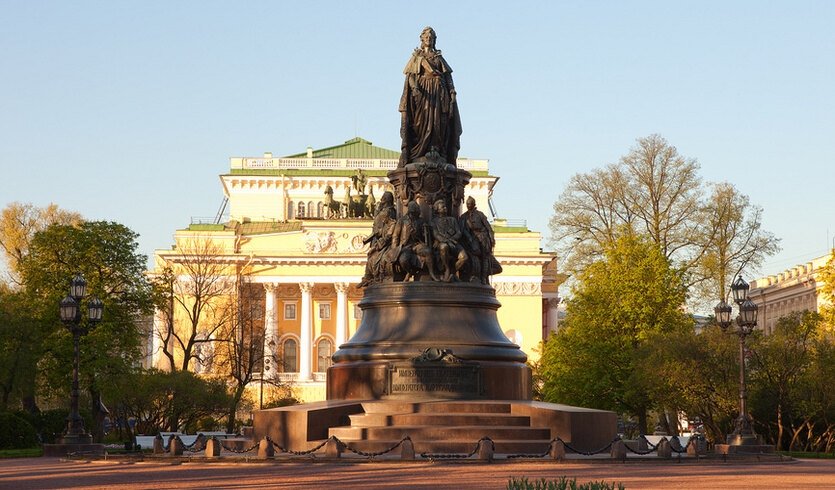 Обратная сторона Петербурга: город грехов (для заказных групп) – автобусные экскурсии для организованных групп от 450 рублей