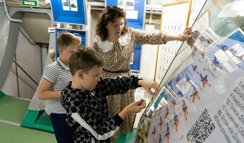 Подводная лодка «Народоволец» – сборные экскурсии для школьников в Санкт-Петербурге