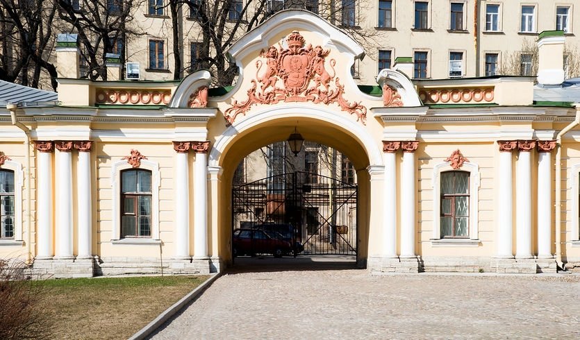 Обратная сторона Петербурга: город грехов — фото № 3 — Фотобанк Лори / Александр Щепин Обратная сторона Петербурга: город грехов — автобусная экскурсия от 990 руб.