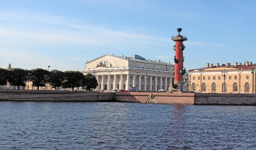 Стрелка Васильевского острова – водные обзорные от 1800 рублей