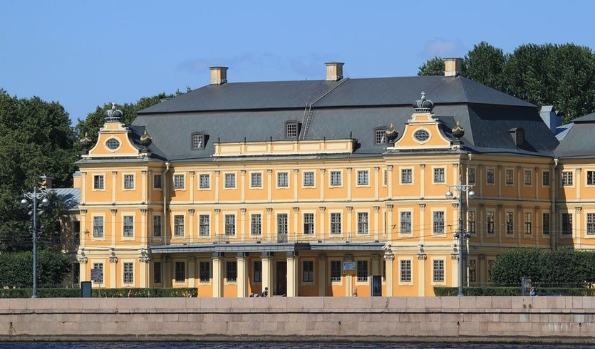 Меншиковский дворец – сборные туры в Санкт-Петербург от 10450 рублей