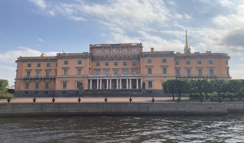 Дворцовый Петербург с посещением Инженерного замка (для школьников) — Экскурсии и программы для детей от 420 рублей