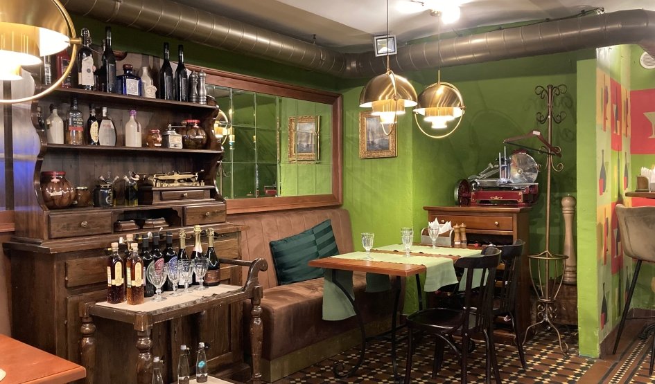 Елисеевский магазин - главная витрина Невского проспекта (экскурсия для групп) – фото №2 – Прогулки