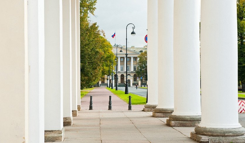Смольный - эра милосердия — Музеи