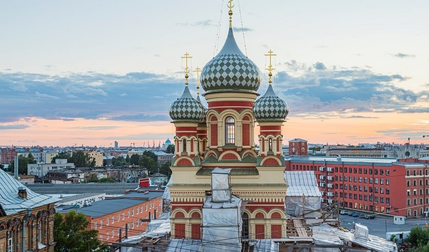 Храм Покрова Пресвятой Богородицы – интерьерные экскурсии от 1600 рублей