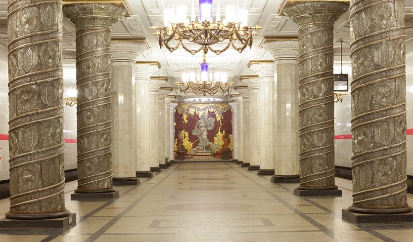 Рекорды петербургского метрополитена — Музеи