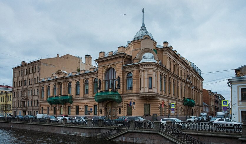 Екатерининское собрание + спектакль — Индивидуальные экскурсии в Санкт-Петербурге от 690 рублей