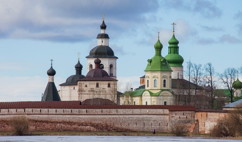Кирилло-Белозерский монастырь – туры по России от 35350 рублей Кирилло-Белозерский монастырь – туры по России от 35350 рублей