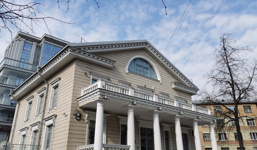 Каменноостровский проспект – пешеходные экскурсии от 700 рублей